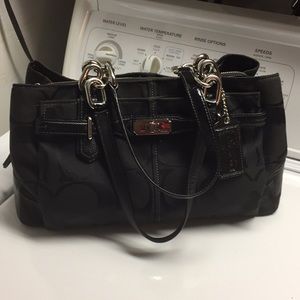Coach tote Final Sale